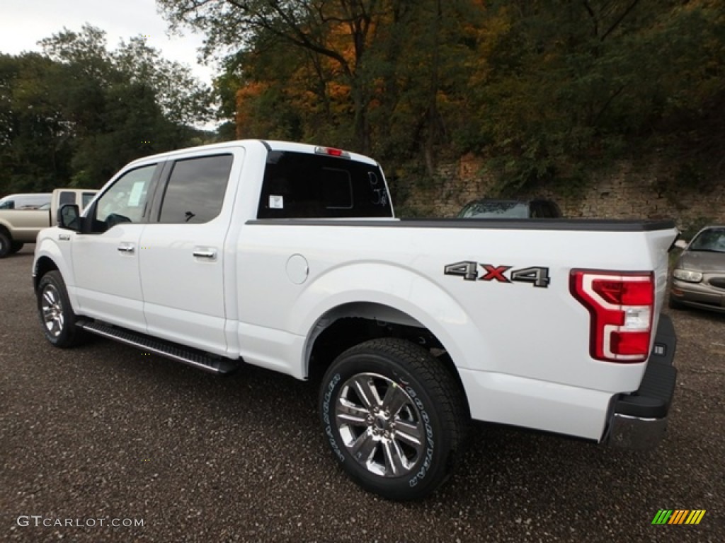 2018 F150 XLT SuperCrew 4x4 - Oxford White / Earth Gray photo #4