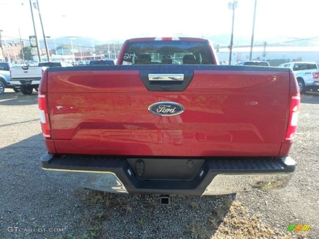 2018 F150 XLT SuperCab 4x4 - Ruby Red / Earth Gray photo #3