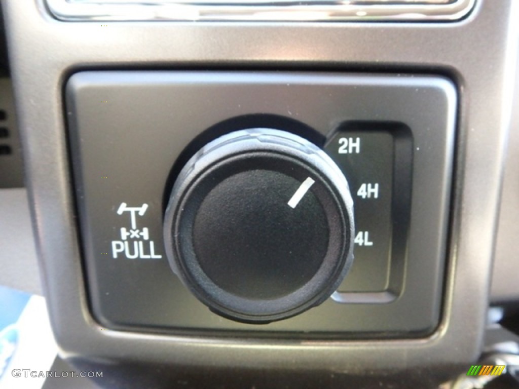 2018 F150 XLT SuperCab 4x4 - Ruby Red / Earth Gray photo #17