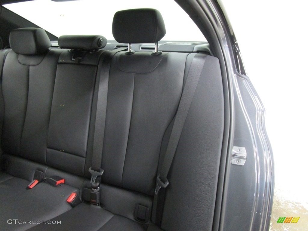 2018 3 Series 330i xDrive Sedan - Mineral Grey Metallic / Black photo #11