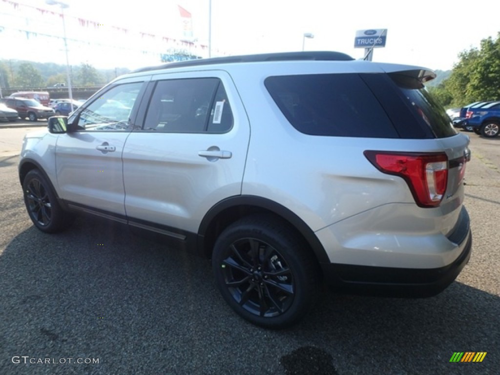 2018 Explorer XLT 4WD - Ingot Silver / Ebony Black photo #4