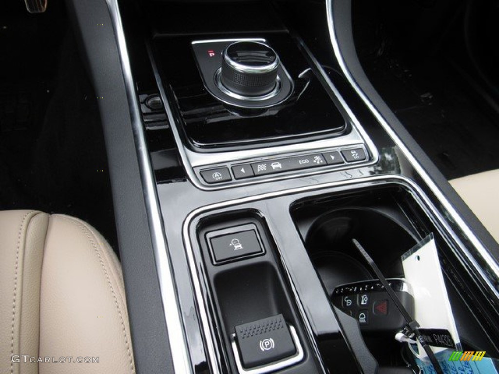 2019 Jaguar XE Premium AWD Controls Photos