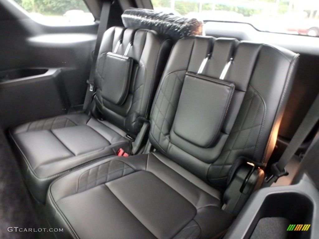 2018 Explorer Platinum 4WD - Ruby Red / Ebony Black photo #12