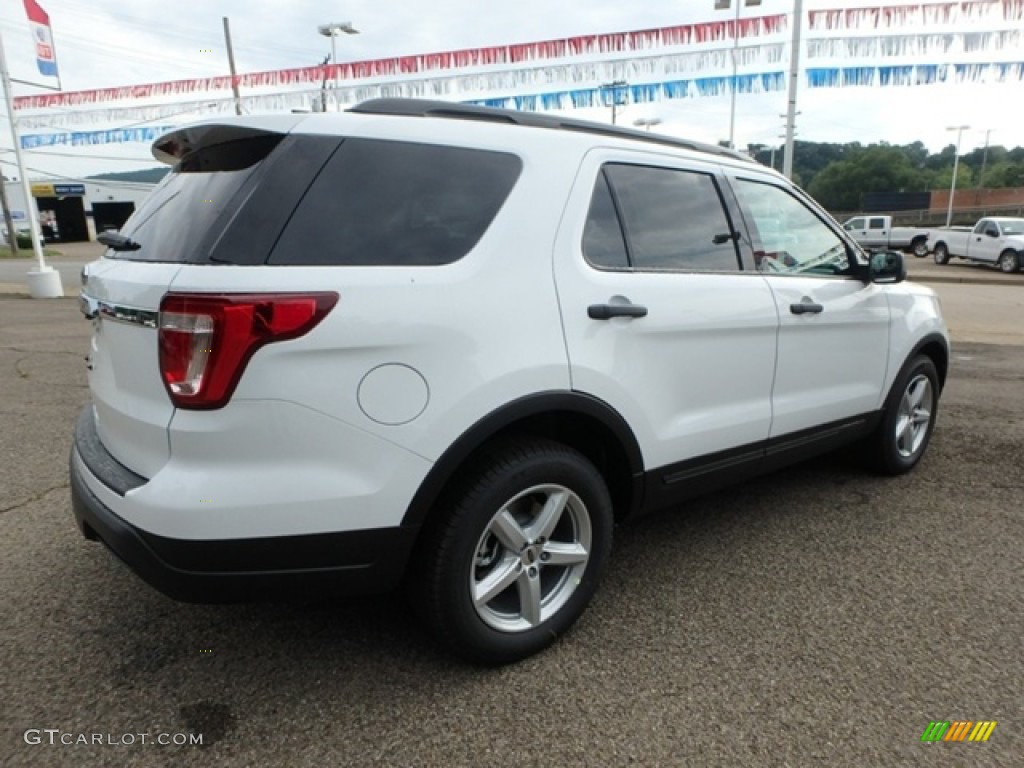 2018 Explorer FWD - Oxford White / Ebony Black photo #3
