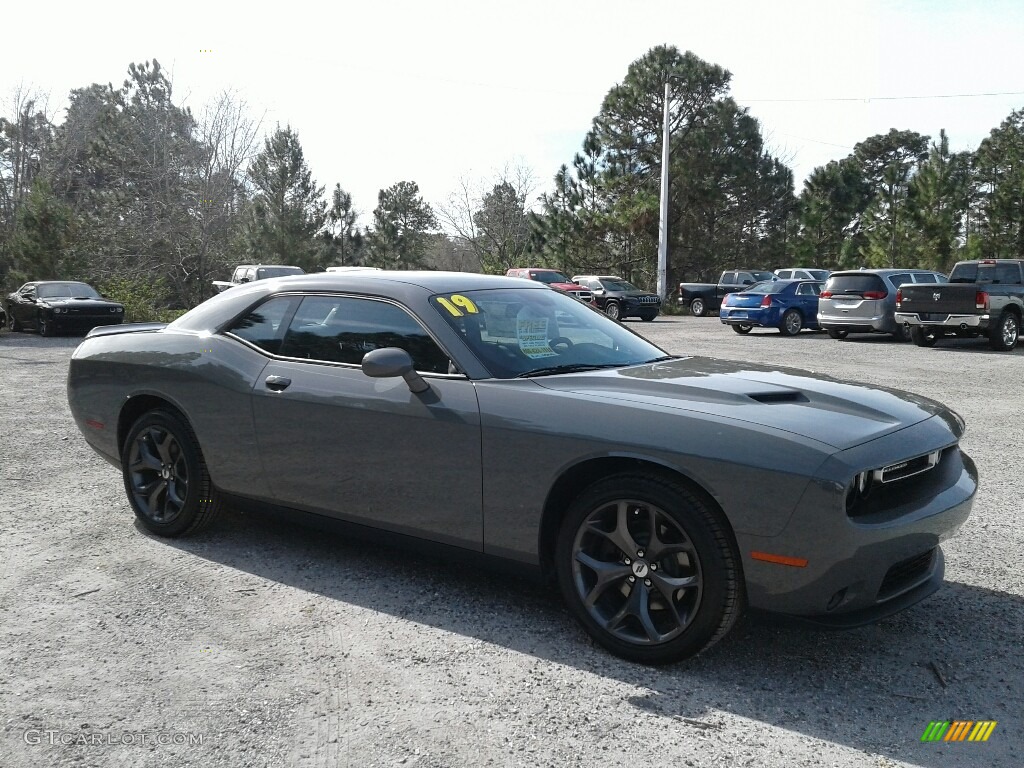 2019 Challenger SXT - Destroyer Gray / Black photo #7