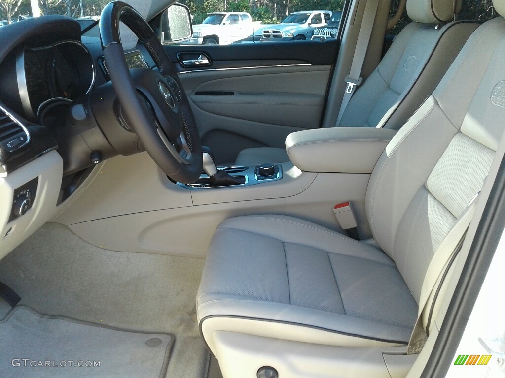 2019 Jeep Grand Cherokee Overland 4x4 Front Seat Photos