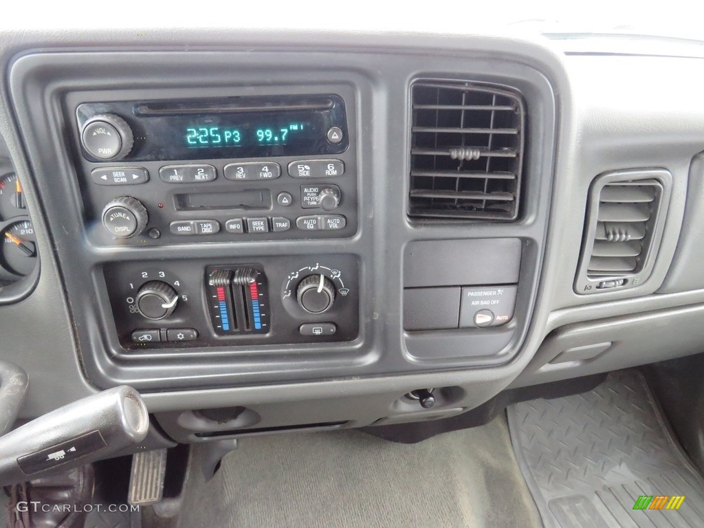 2004 Silverado 1500 LS Extended Cab 4x4 - Black / Dark Charcoal photo #28