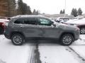 Sting-Gray - Cherokee Latitude Plus 4x4 Photo No. 6