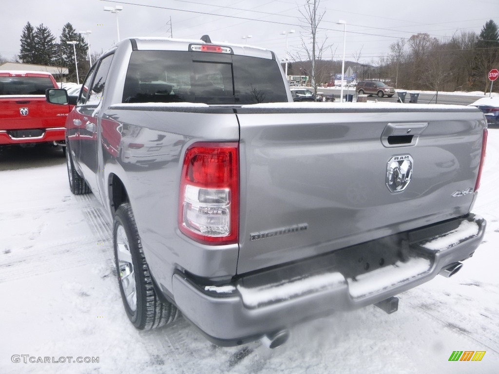 2019 1500 Big Horn Crew Cab 4x4 - Billett Silver Metallic / Black/Diesel Gray photo #3