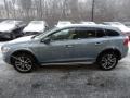 Mussel Blue Metallic - V60 Cross Country T5 AWD Photo No. 7