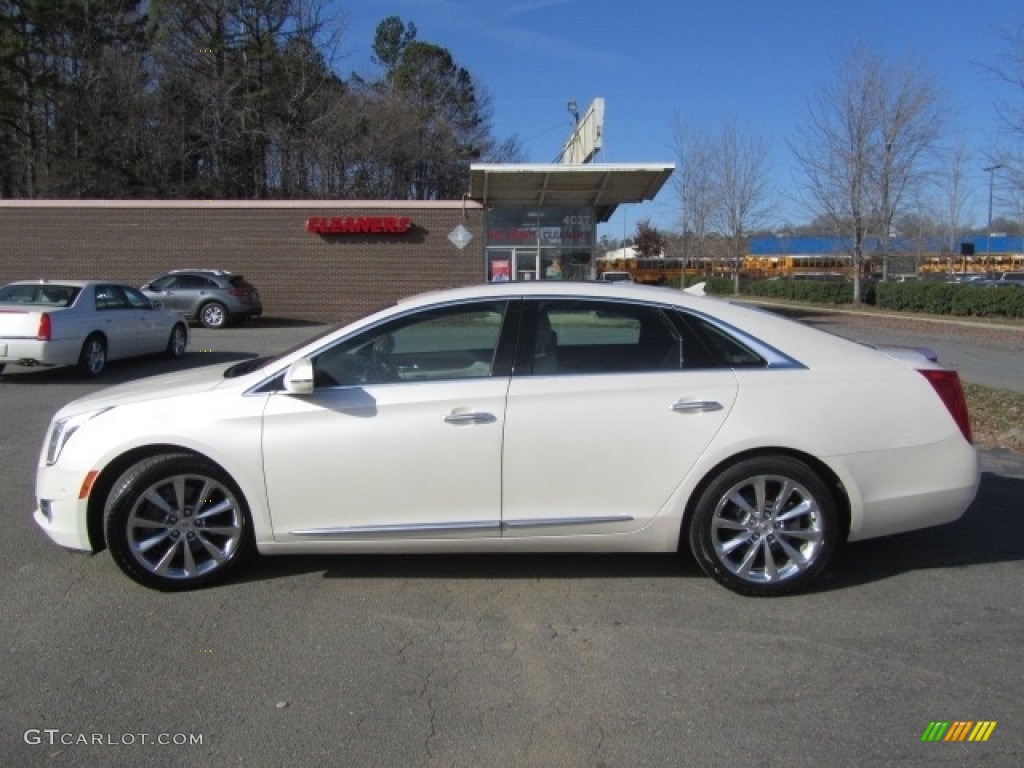 2014 XTS Luxury FWD - White Diamond Tricoat / Caramel/Jet Black photo #7