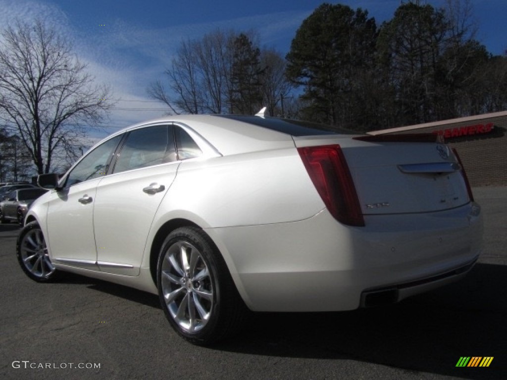 2014 XTS Luxury FWD - White Diamond Tricoat / Caramel/Jet Black photo #8