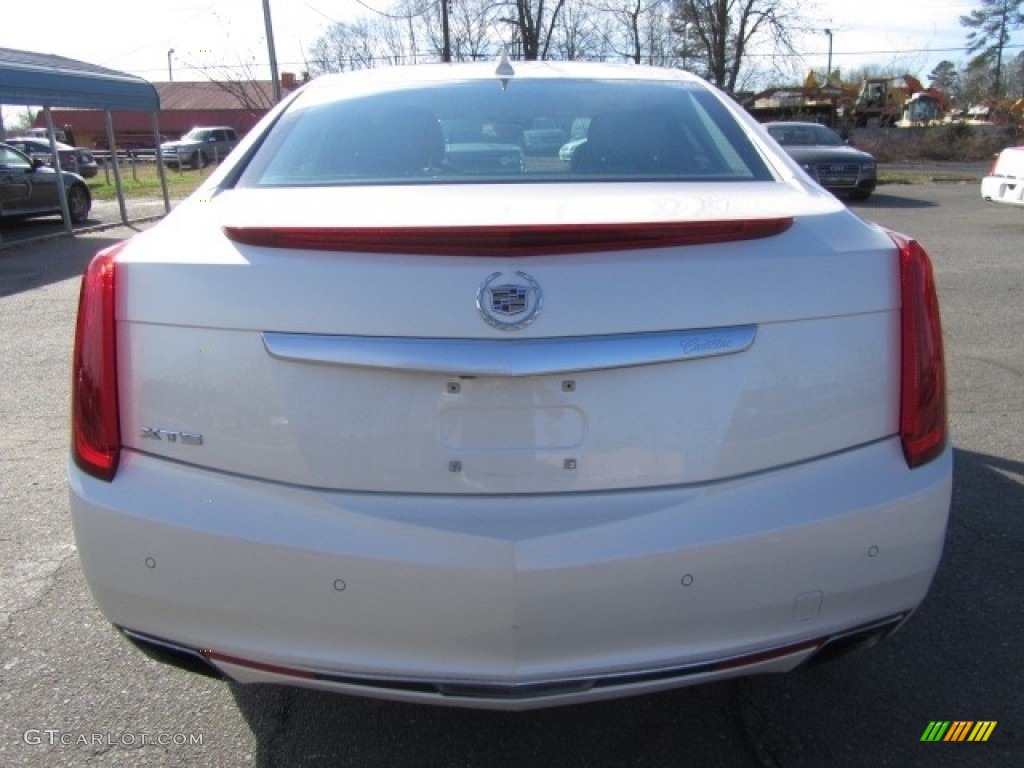 2014 XTS Luxury FWD - White Diamond Tricoat / Caramel/Jet Black photo #9