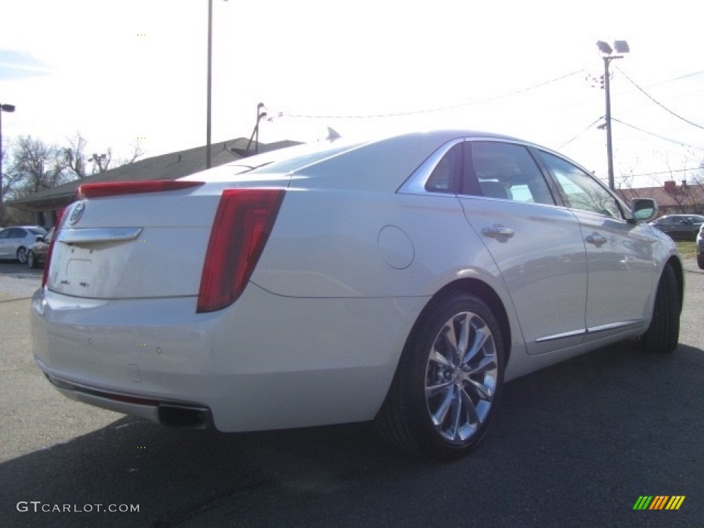 2014 XTS Luxury FWD - White Diamond Tricoat / Caramel/Jet Black photo #10