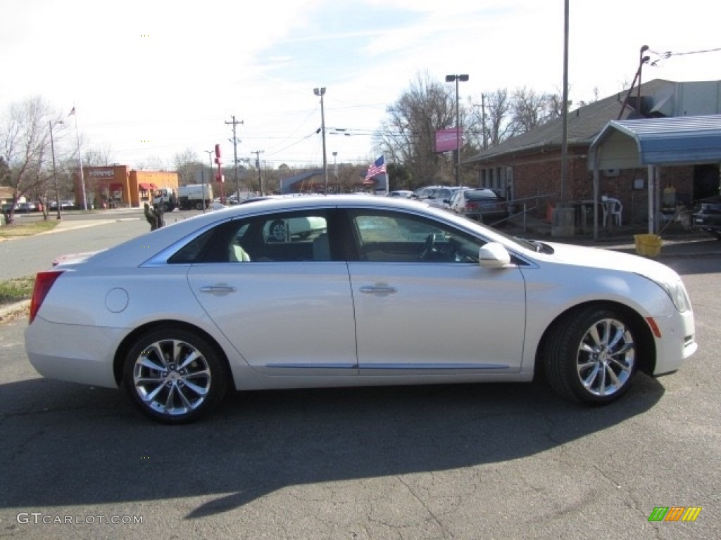 2014 XTS Luxury FWD - White Diamond Tricoat / Caramel/Jet Black photo #11