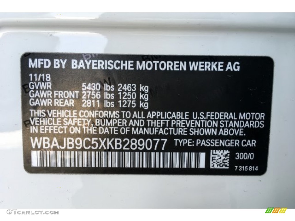 2019 5 Series Color Code 300 for Alpine White Photo #131381654
