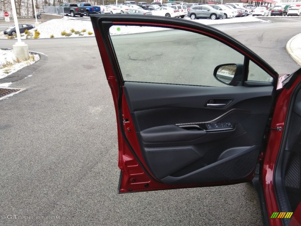 2019 Toyota C-HR XLE Black Door Panel Photo #131384024