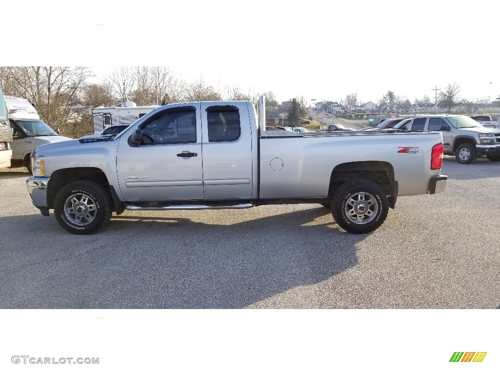2011 Silverado 2500HD LT Extended Cab 4x4 - Sheer Silver Metallic / Light Titanium/Ebony photo #3