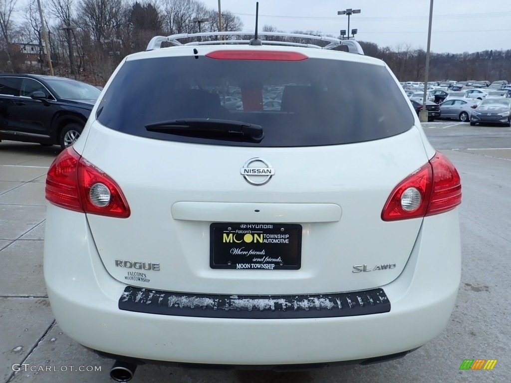 2008 Rogue SL AWD - Phantom White Pearl / Gray photo #3