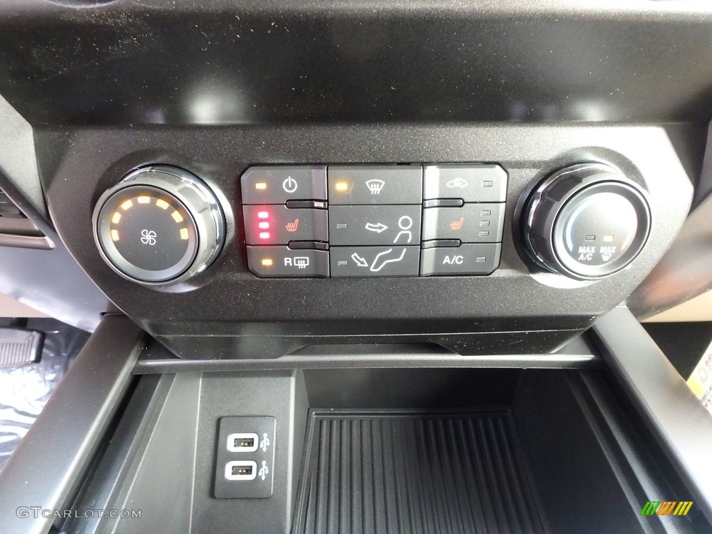 2019 Ford F250 Super Duty XLT Crew Cab 4x4 Controls Photo #131393259