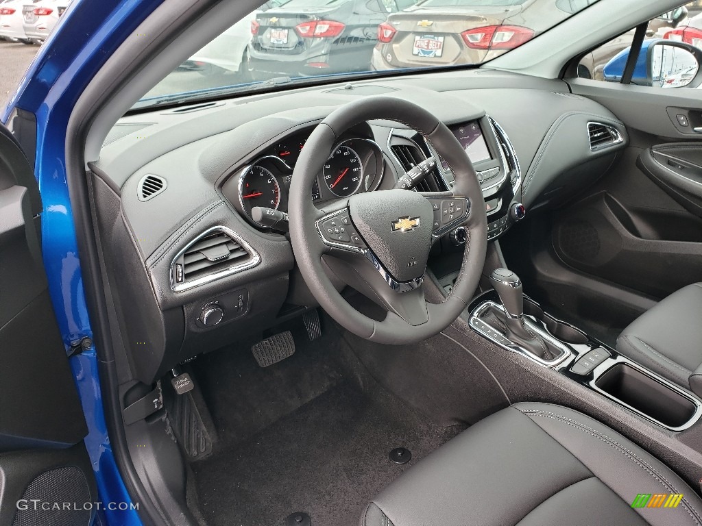 Black Interior 2019 Chevrolet Cruze Premier Hatchback Photo #131394840