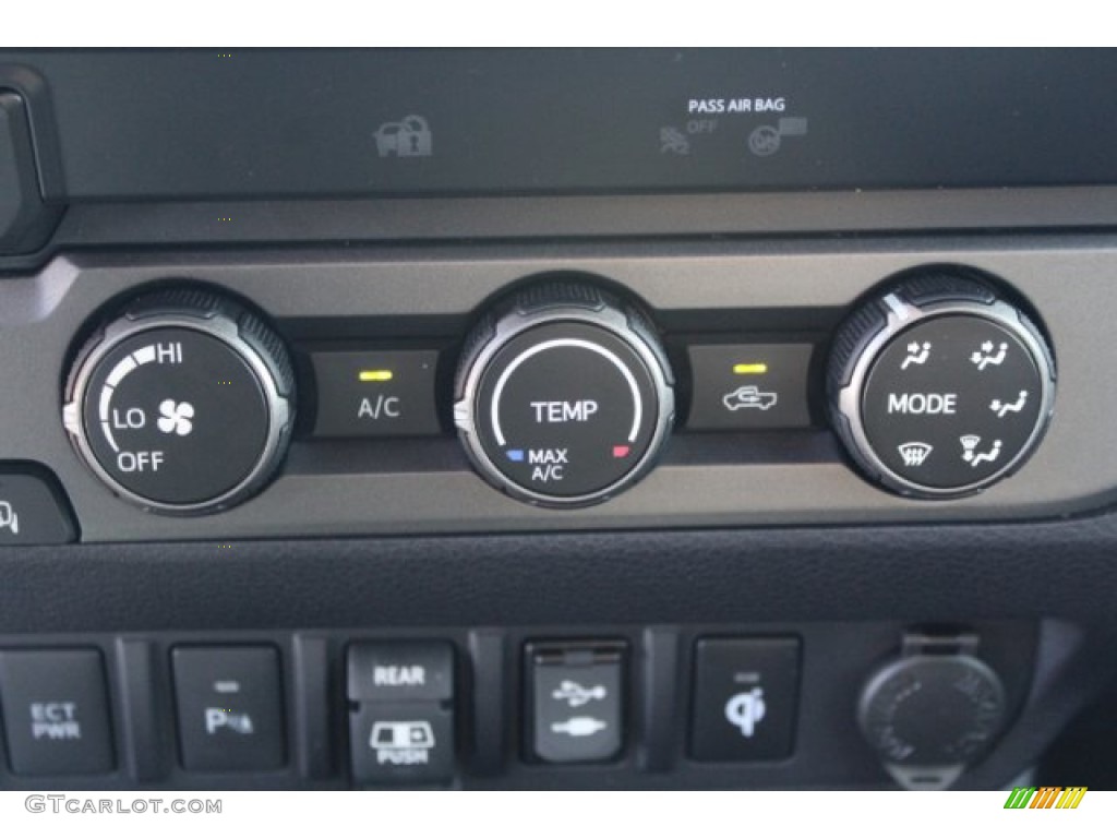 2019 Toyota Tacoma TRD Sport Double Cab Controls Photos