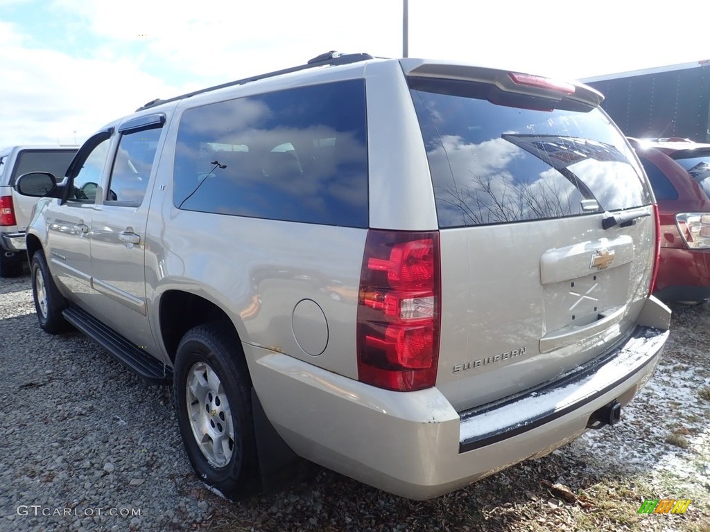 2007 Suburban 1500 LT 4x4 - Gold Mist Metallic / Light Cashmere/Ebony photo #2