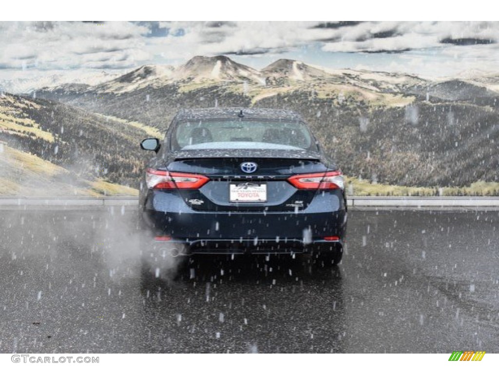 2019 Camry Hybrid LE - Galactic Aqua Mica / Black photo #4