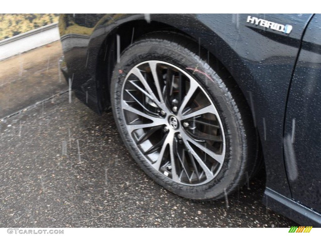 2019 Toyota Camry Hybrid LE Wheel Photo #131400369