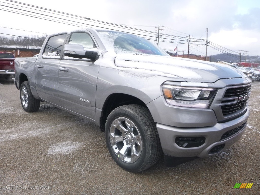 2019 1500 Big Horn Crew Cab 4x4 - Billett Silver Metallic / Black/Diesel Gray photo #8