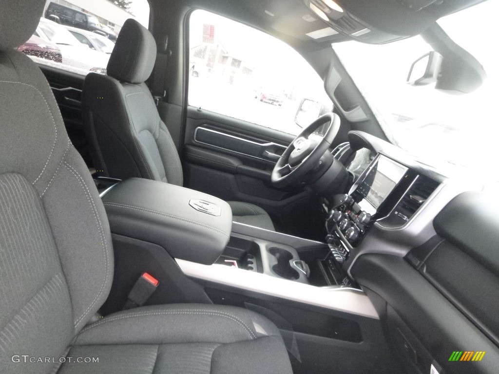 2019 1500 Big Horn Crew Cab 4x4 - Bright White / Black/Diesel Gray photo #9