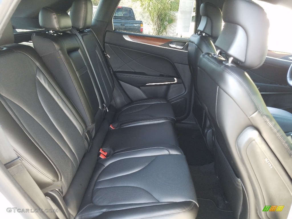 2019 Lincoln MKC Reserve Rear Seat Photo #131401986
