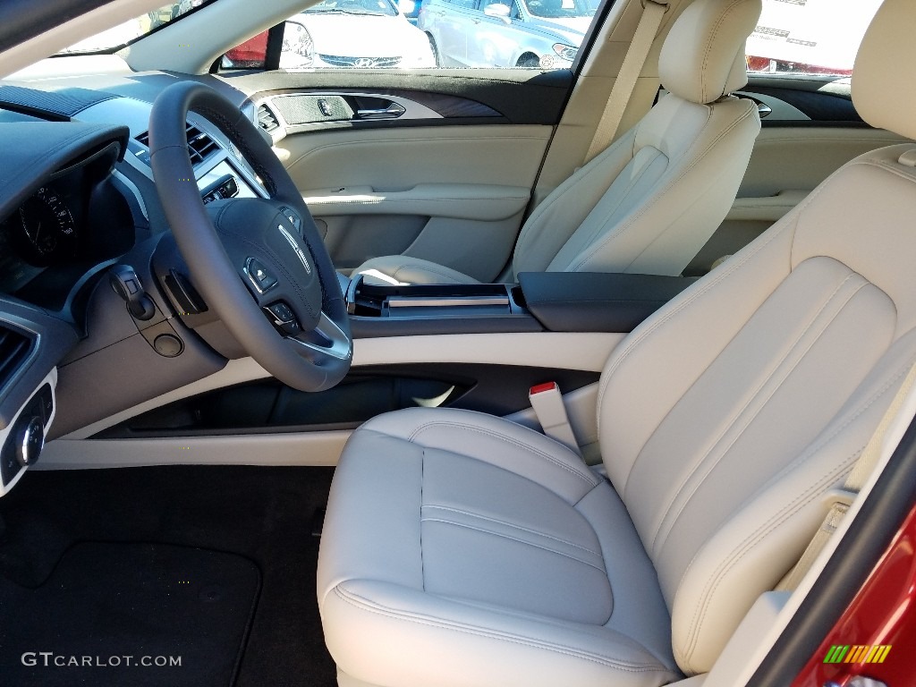 2019 Lincoln MKZ Reserve I Front Seat Photo #131403498