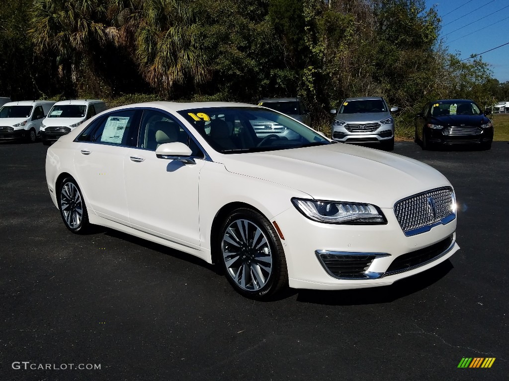 White Platinum 2019 Lincoln MKZ Hybrid Reserve II Exterior Photo #131403993