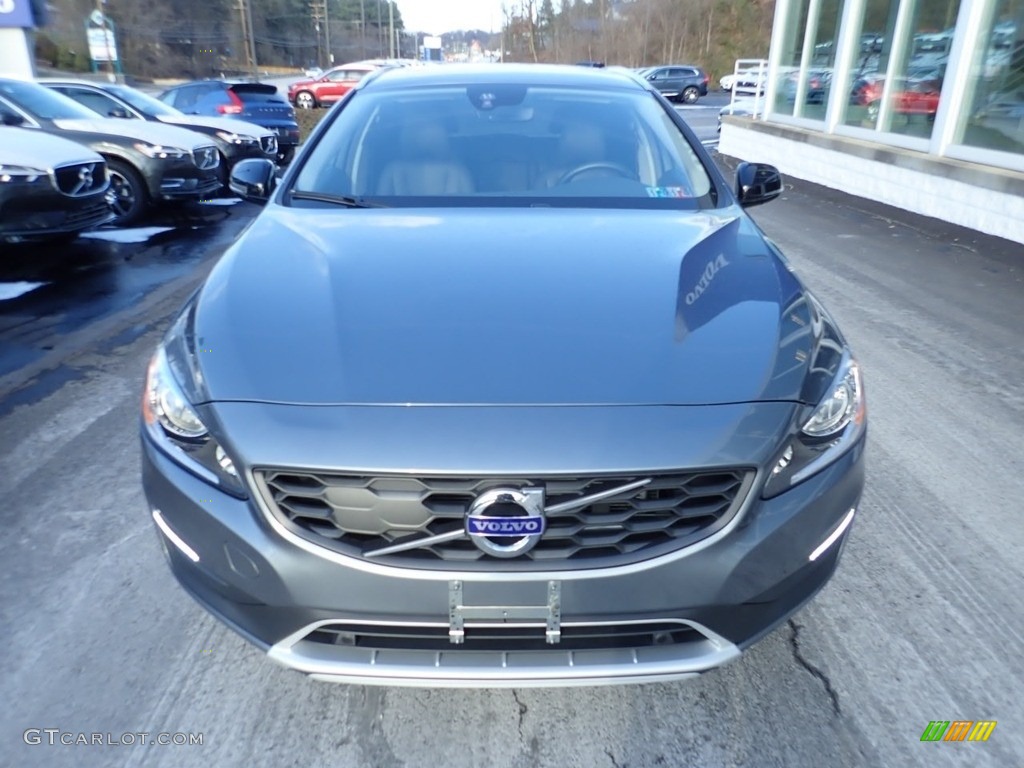 2018 V60 Cross Country T5 AWD - Osmium Grey Metallic / Off Black photo #9