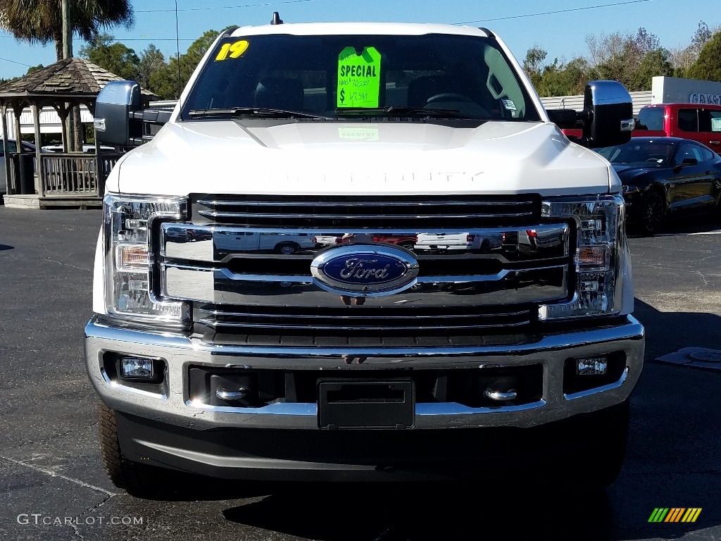 2019 F250 Super Duty XLT Crew Cab 4x4 - Oxford White / Black photo #8