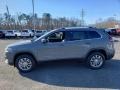 Sting-Gray - Cherokee Latitude Plus 4x4 Photo No. 3
