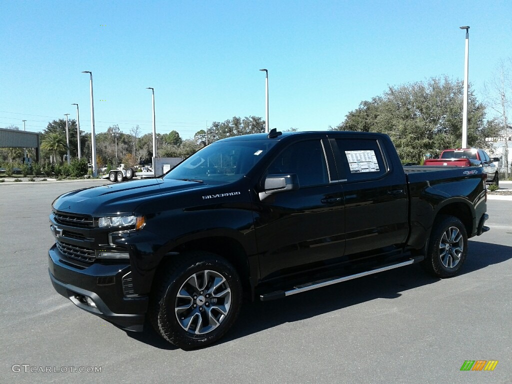 Black Chevrolet Silverado 1500