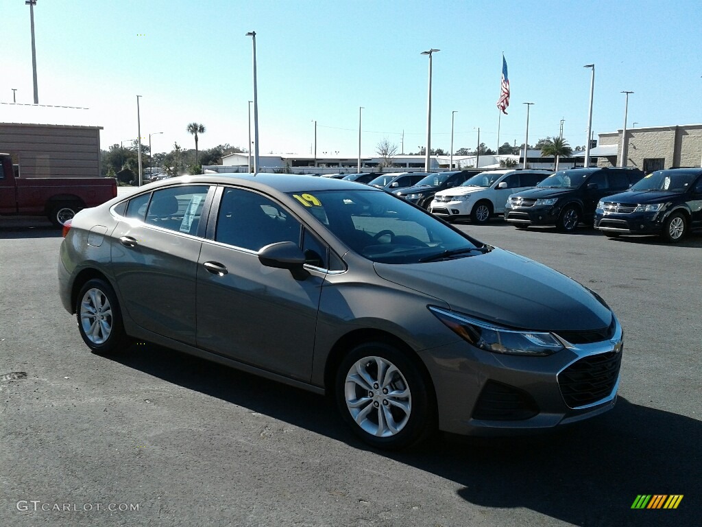 2019 Cruze LT - Pepperdust Metallic / Jet Black/­Galvanized photo #7