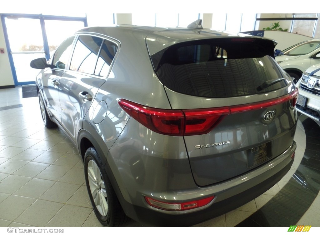 2018 Sportage LX AWD - Mineral Silver / Black photo #3