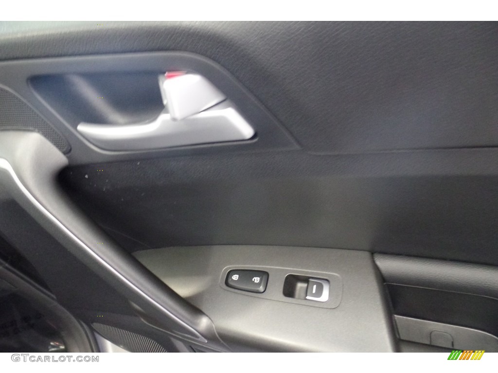 2018 Sportage LX AWD - Mineral Silver / Black photo #19