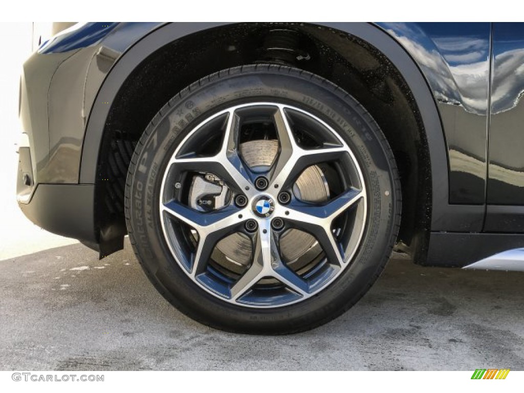 2019 X1 sDrive28i - Jet Black / Black photo #9