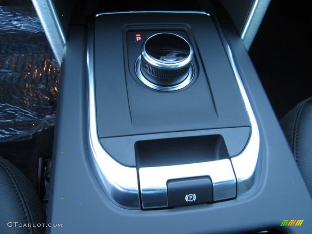 2019 Land Rover Discovery Sport HSE Transmission Photos