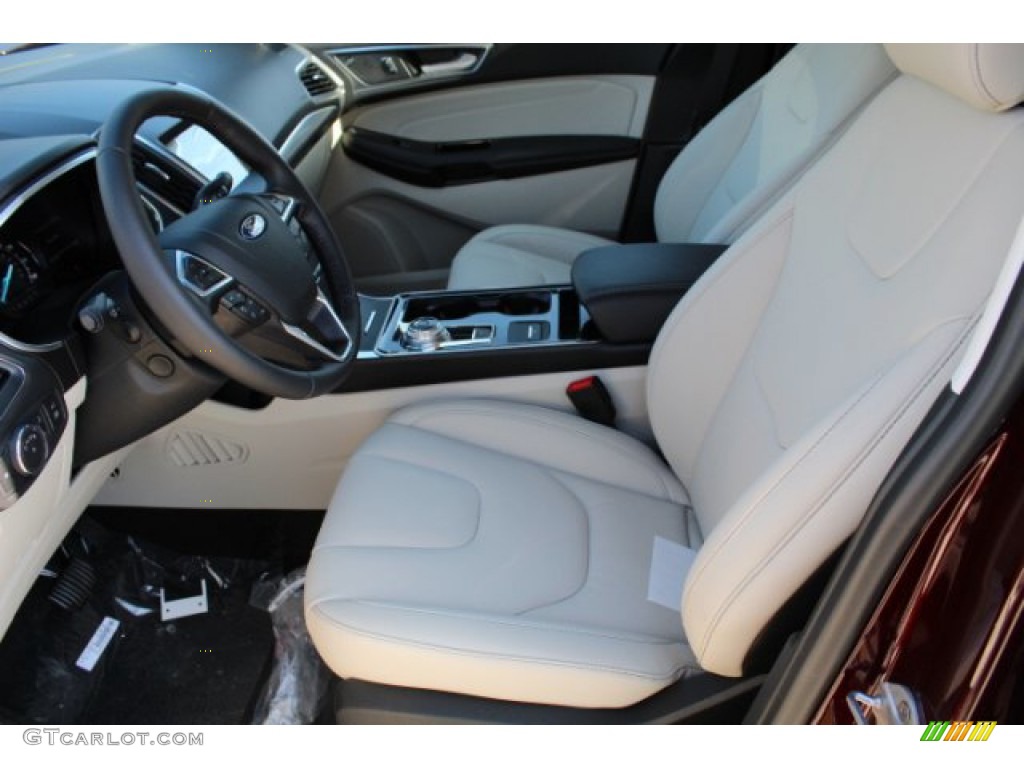 2019 Ford Edge Titanium Front Seat Photo #131424727