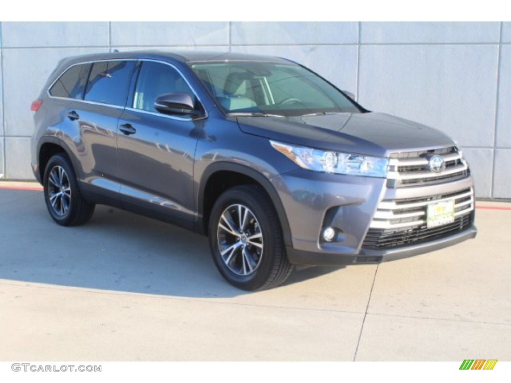 Predawn Gray Mica 2019 Toyota Highlander LE Plus Exterior Photo #131426650