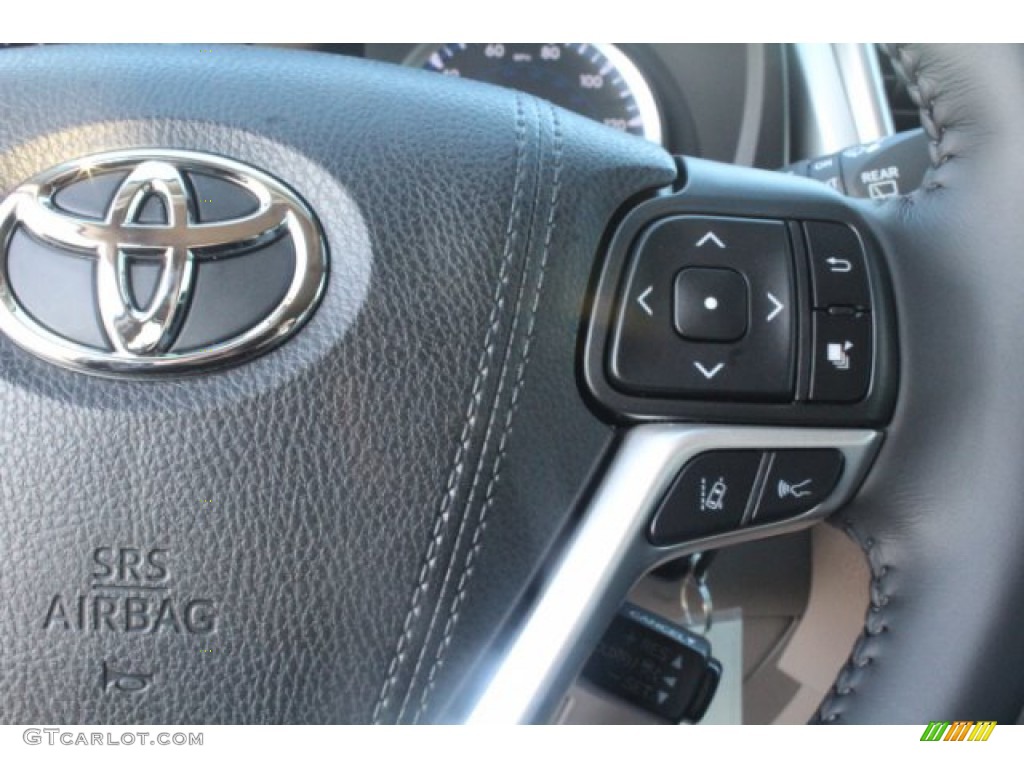 2019 Toyota Highlander LE Plus Ash Steering Wheel Photo #131426872
