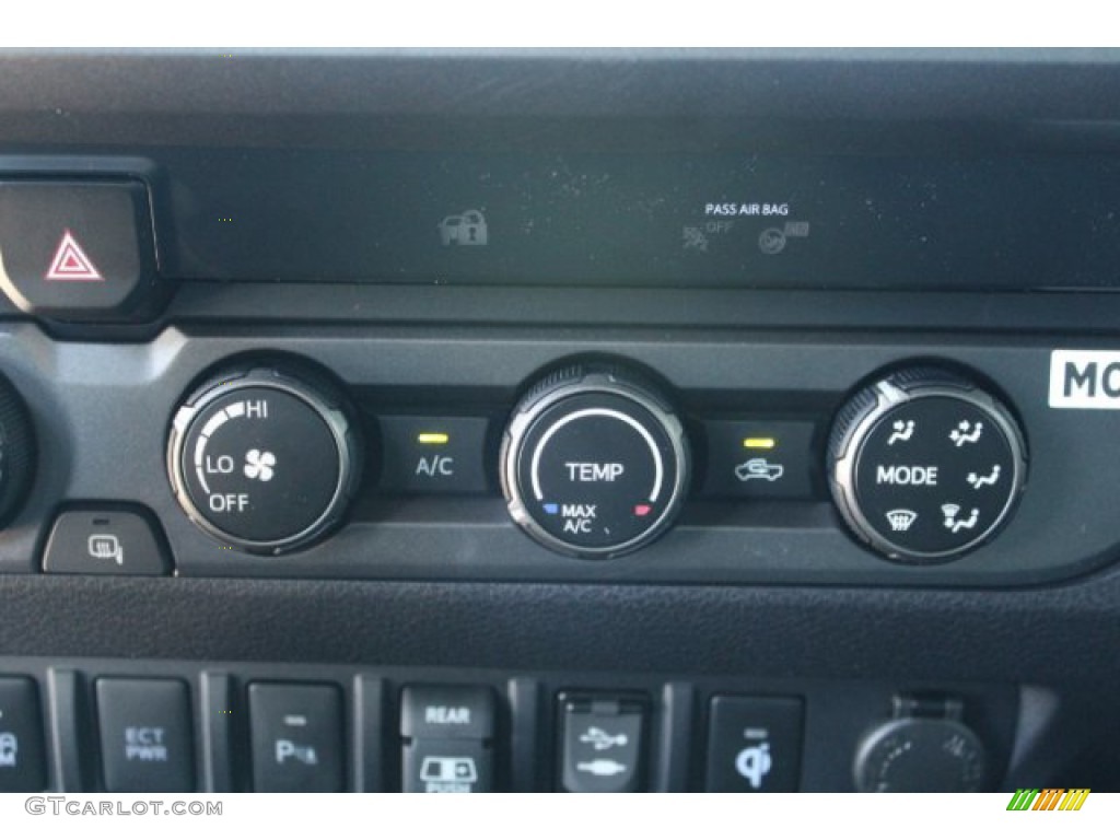 2019 Tacoma TRD Off-Road Double Cab 4x4 - Barcelona Red Metallic / Cement Gray photo #13