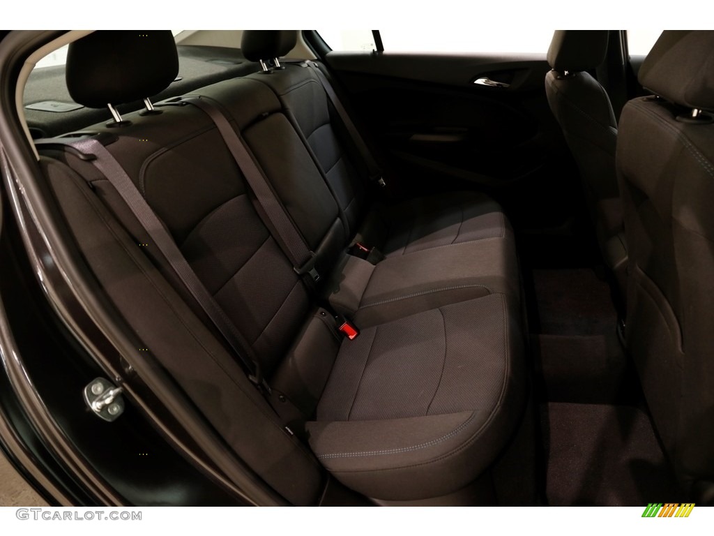2017 Cruze LT - Tungsten Metallic / Jet Black photo #13