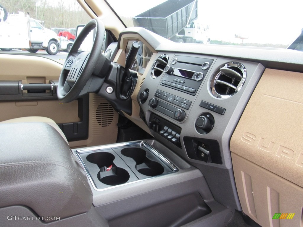 2011 F350 Super Duty XLT Crew Cab 4x4 Dually - Golden Bronze Metallic / Adobe photo #14