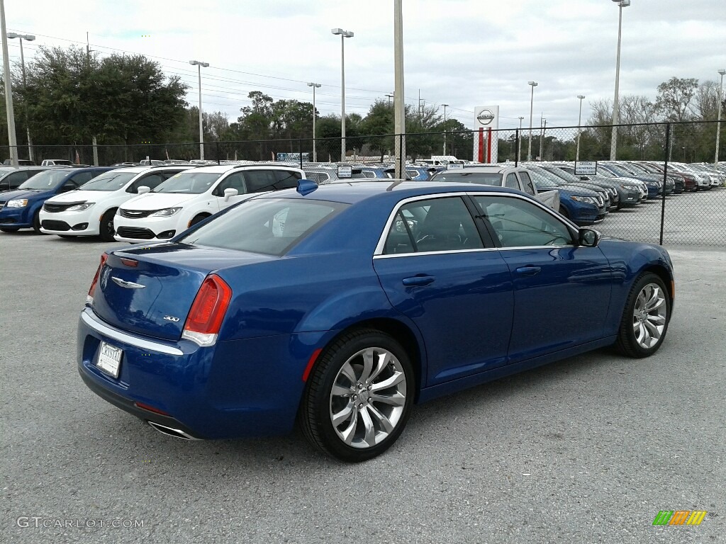 2019 300 Touring - Ocean Blue Metallic / Black photo #5